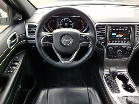 Used 2018 Jeep Grand Cherokee Limited image 12