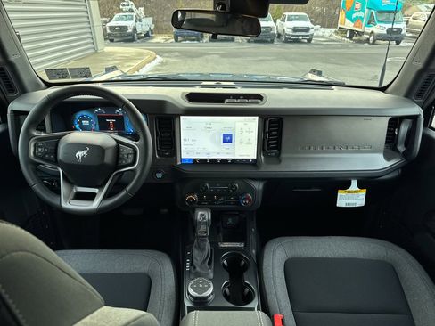 New 2025 Ford Bronco Big Bend image 4