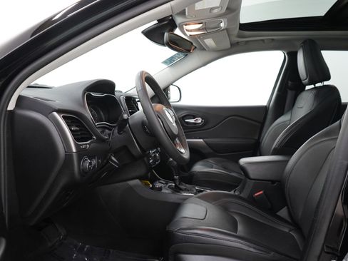 Used 2022 Jeep Cherokee Limited AWD/4WD image 24