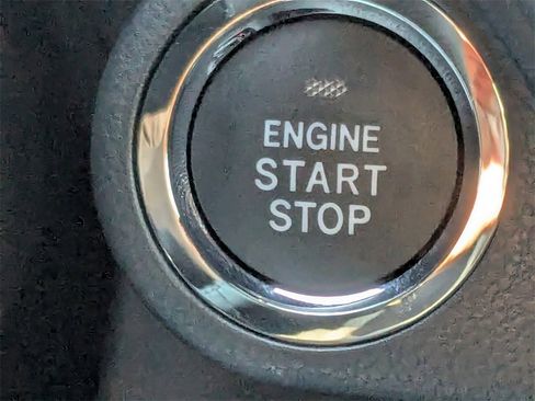 New 2025 Subaru Forester Limited image 32