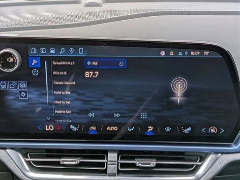 New 2026 Chevrolet Equinox EV LT image 12