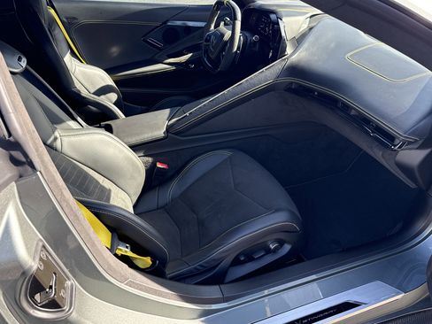 Used 2023 Chevrolet Corvette Stingray Premium Cpe w/ Z51 Performance Package image 15