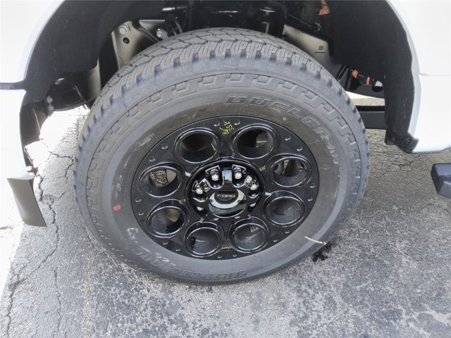 New 2026 Ford F250 Lariat w/ Black Appearance Package AWD/4WD image 11