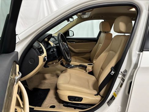 Used 2015 BMW X1 sDrive28i image 12