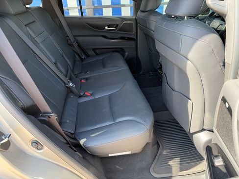 Used 2024 Lexus LX 600 4WD w/ Appearance Package image 14