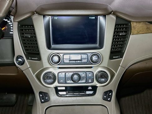 Used 2018 GMC Yukon XL Denali w/ Denali Ultimate Package AWD/4WD image 12