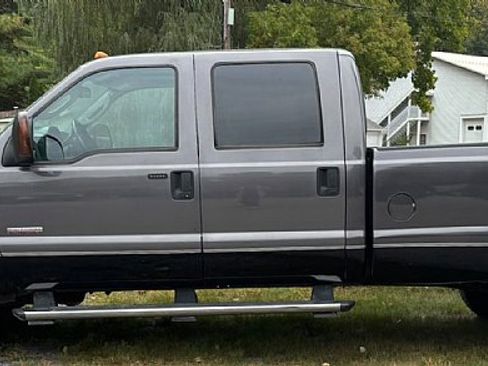 Used 2007 Ford F350 Lariat image 4