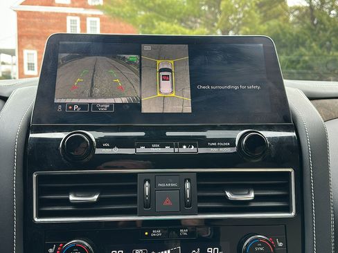 Used 2023 INFINITI QX80 Premium Select w/ Cargo Package image 21