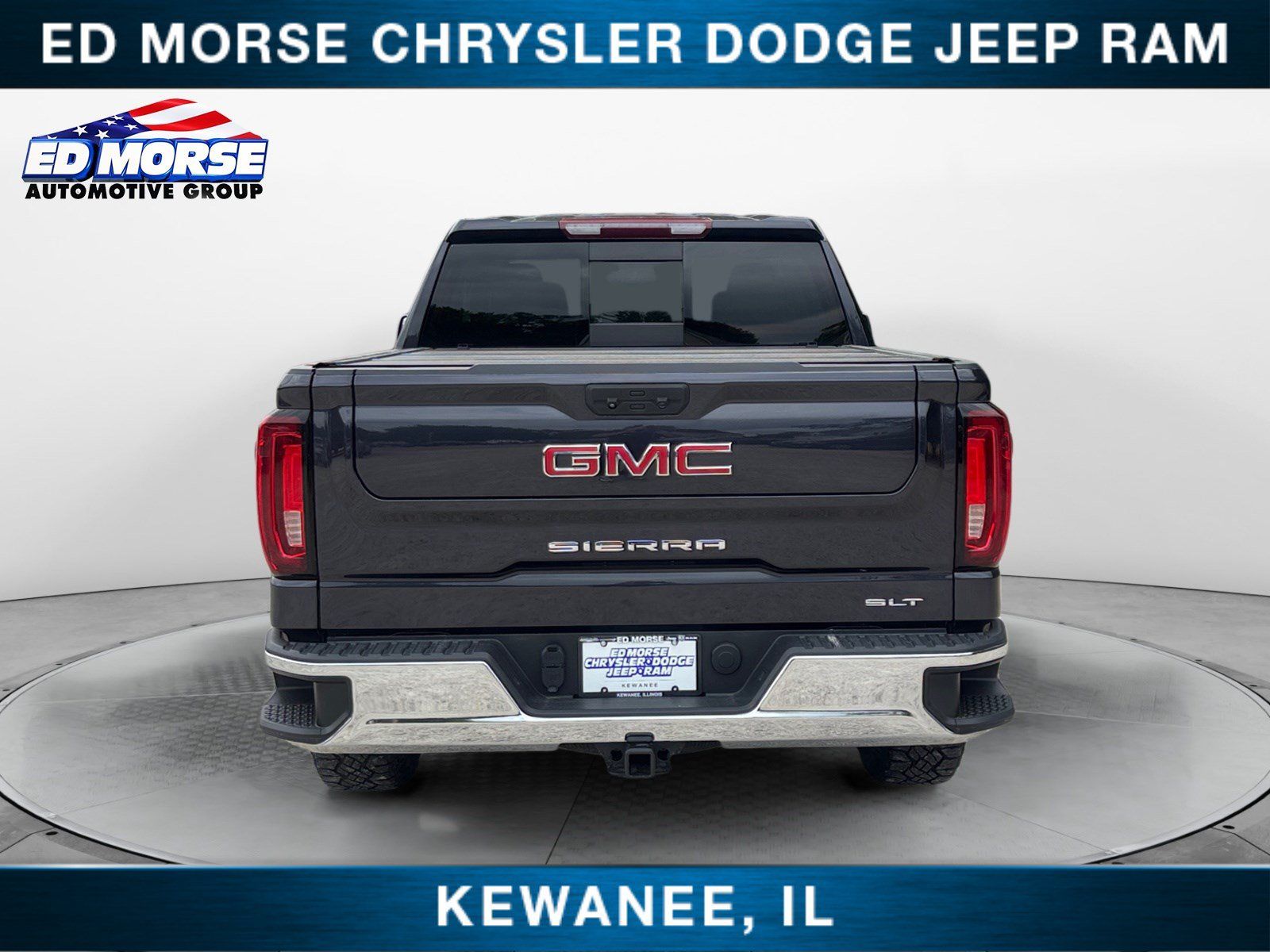 Used 2022 GMC Sierra 1500 SLT w/ SLT Convenience Package AWD/4WD image 4