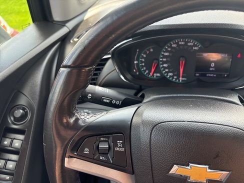 Used 2018 Chevrolet Trax LT AWD/4WD image 30