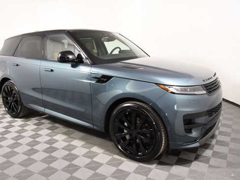 New 2026 Land Rover Range Rover Sport Dynamic SE AWD/4WD image 8