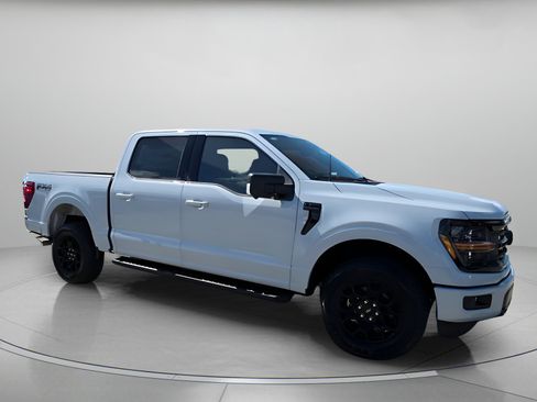 New 2025 Ford F150 XLT w/ Equipment Group 302A MID image 2