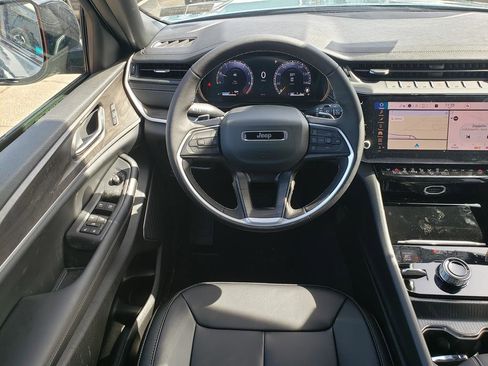 New 2026 Jeep Grand Cherokee Limited AWD/4WD image 14