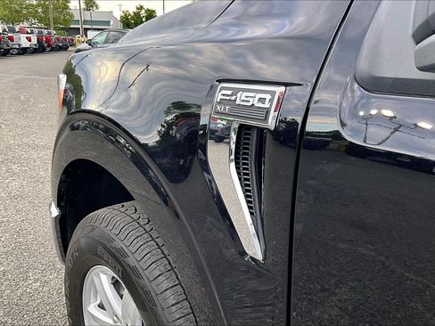 Certified 2022 Ford F150 XLT w/ Equipment Group 301A Mid AWD/4WD image 8