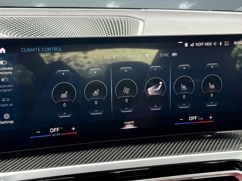 Used 2024 BMW M4 Competition image 24