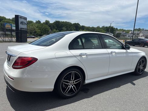 Used 2020 Mercedes-Benz E 350 Sedan image 12