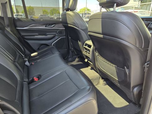 Certified 2023 Jeep Grand Cherokee 4WD 4xe w/ Luxury Tech Group II image 29