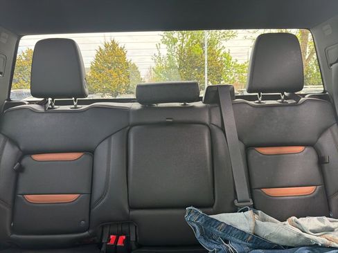 Used 2021 GMC Sierra 1500 AT4 image 13