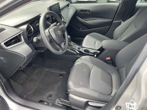 Used 2022 Toyota Corolla LE FWD image 16