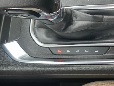 Used 2022 Chevrolet Traverse LS w/ Midnight/Sport Edition image 26