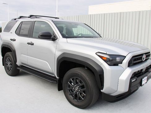 New 2026 Toyota 4Runner SR5 image 2