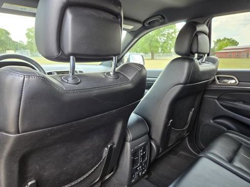 Used 2014 Jeep Grand Cherokee Limited RWD image 31