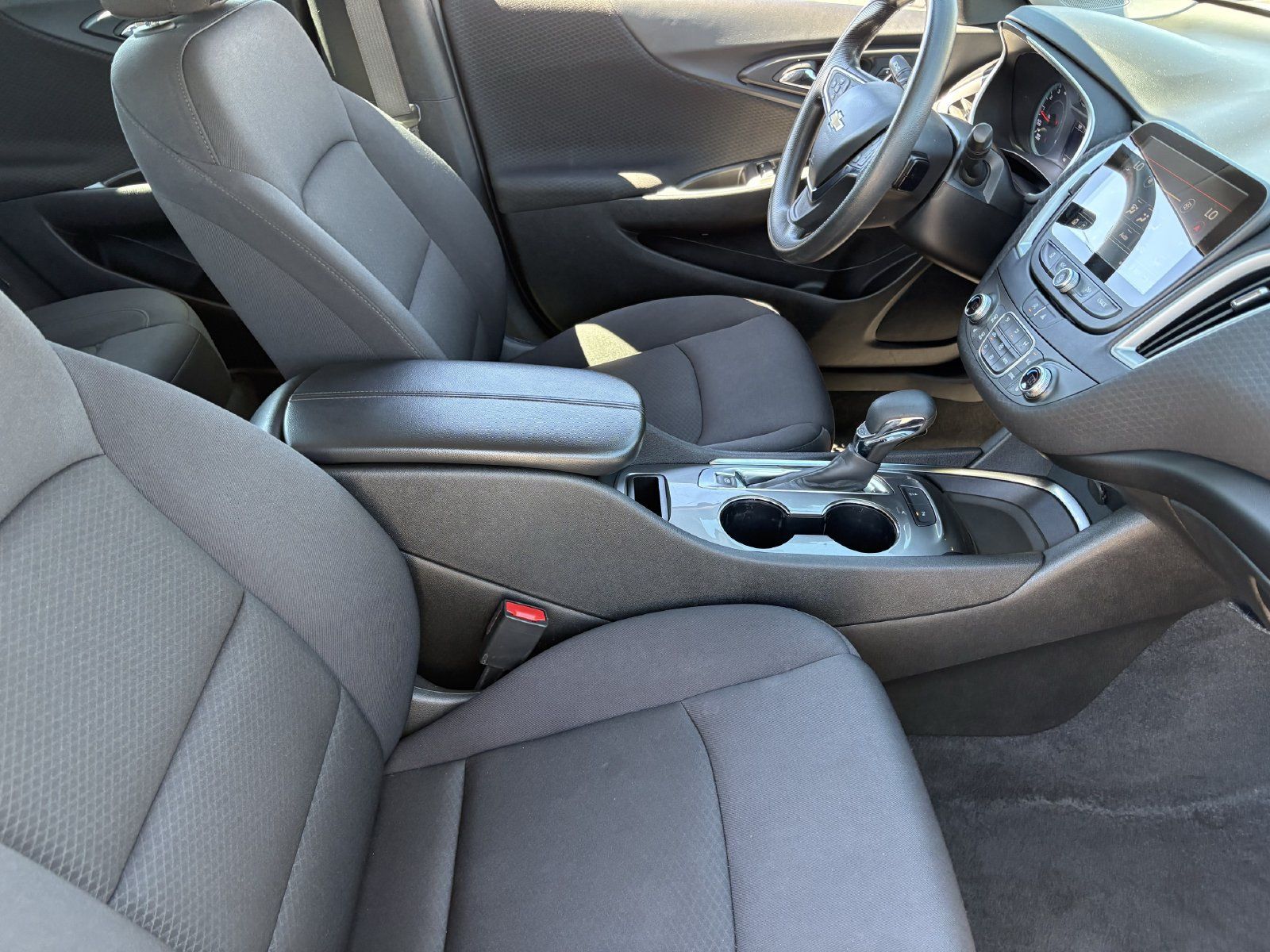 Used 2024 Chevrolet Malibu LT FWD image 13