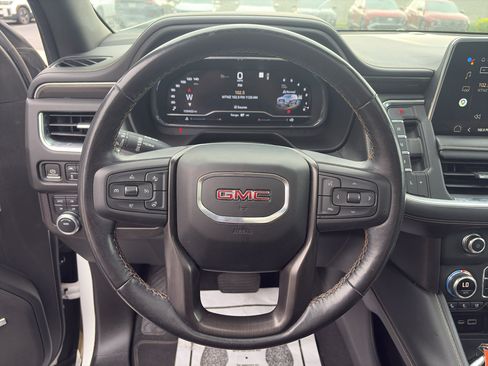 Used 2022 GMC Yukon AT4 w/ AT4 Premium Package AWD/4WD image 22