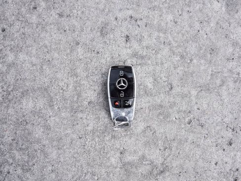 Used 2021 Mercedes-Benz Maybach GLS 600 4MATIC image 87