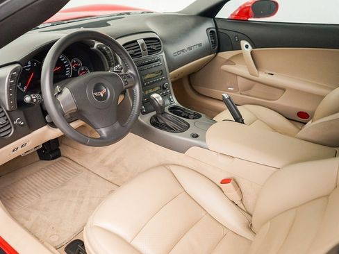 Used 2007 Chevrolet Corvette Coupe w/ Preferred Equipment Group image 17