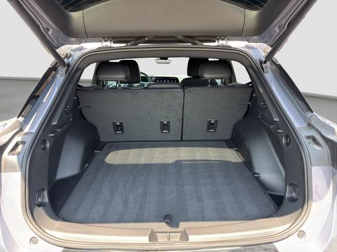 Used 2025 Chevrolet Equinox EV LT w/ Convenience Package II FWD image 20