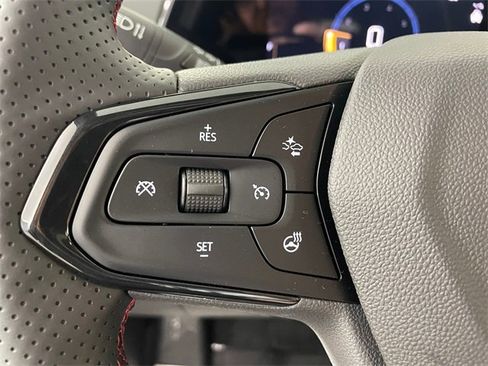 New 2026 Chevrolet Trax RS w/ Sunroof Package image 9