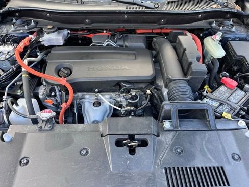 Used 2024 Honda CR-V Sport Touring image 5