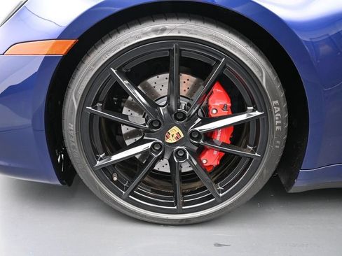 Certified 2022 Porsche 911 Carrera 4S AWD/4WD image 27