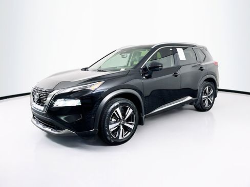 Used 2023 Nissan Rogue SL w/ SL Premium Package FWD image 3