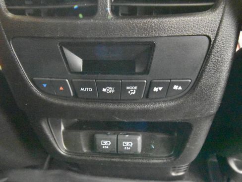 Used 2019 Acura MDX A-Spec image 18