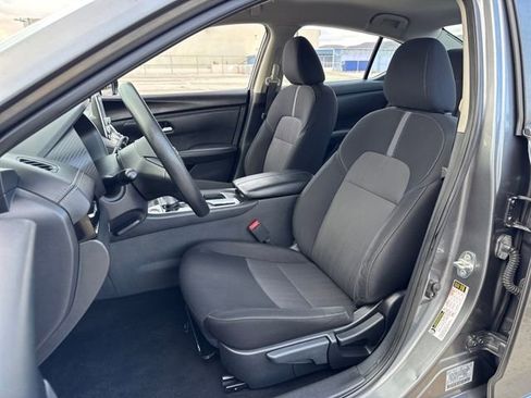 Used 2024 Nissan Sentra SV image 8