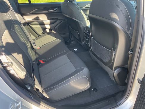 New 2025 Jeep Grand Cherokee Laredo X image 13