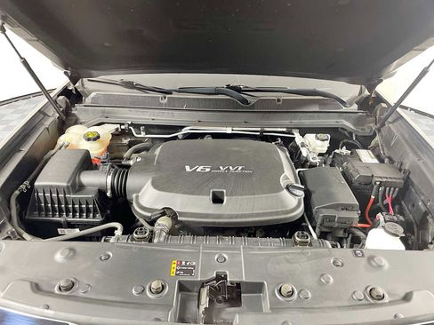 Used 2021 GMC Canyon Denali image 28