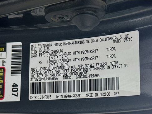 Used 2018 Toyota Tacoma TRD Sport image 22