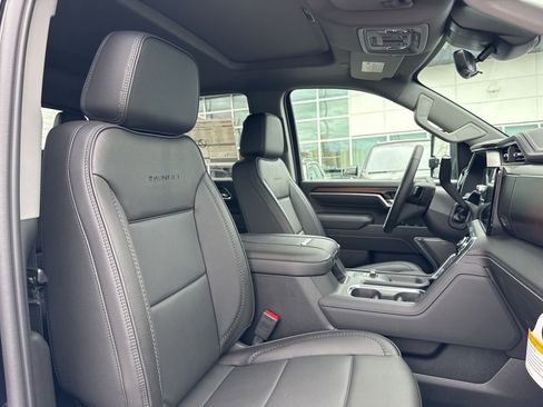 New 2026 GMC Sierra 2500 Denali w/ Denali Reserve Package AWD/4WD image 21