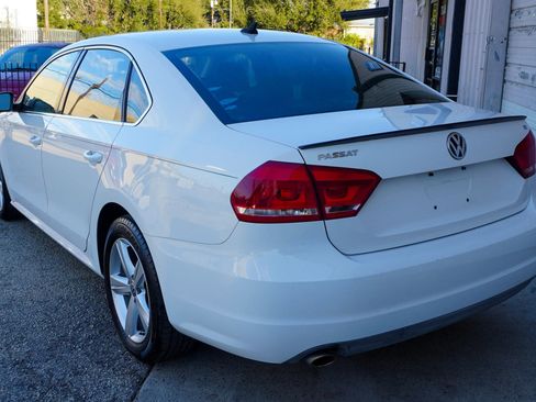 Used 2013 Volkswagen Passat 2.5 SE image 5