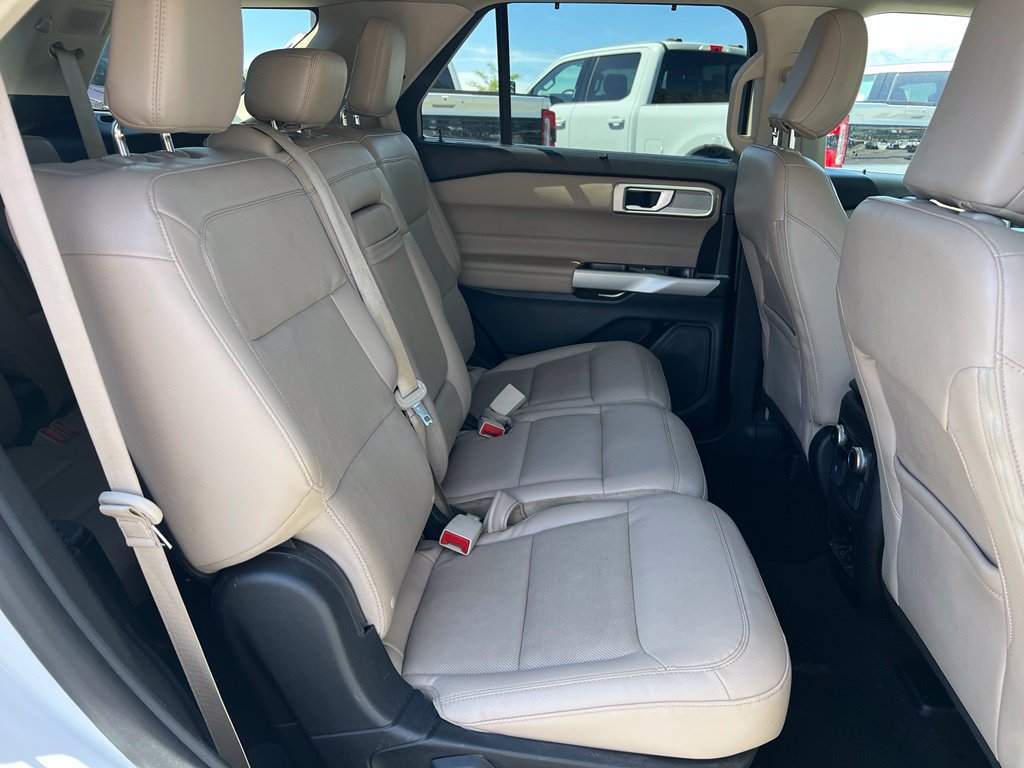 Used 2023 Ford Explorer Limited AWD/4WD image 23