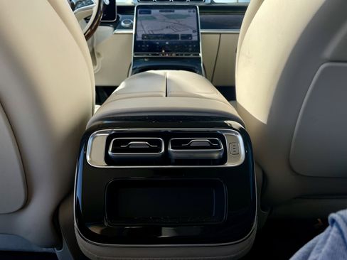 Used 2021 Mercedes-Benz S 580 4MATIC Sedan image 24