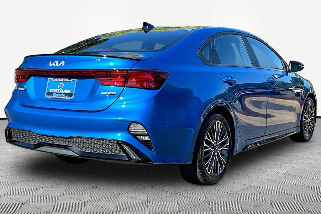 Used 2023 Kia Forte GT-Line FWD image 5