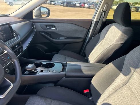 Certified 2023 Nissan Rogue SV FWD image 43