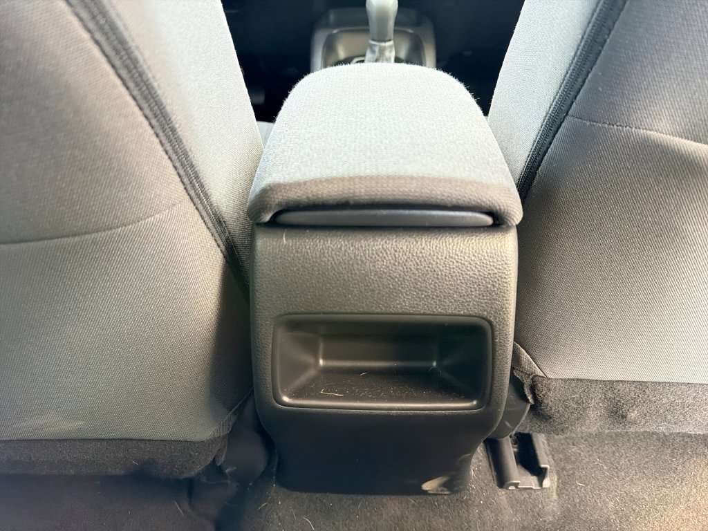 Used 2020 Toyota Corolla LE FWD image 18