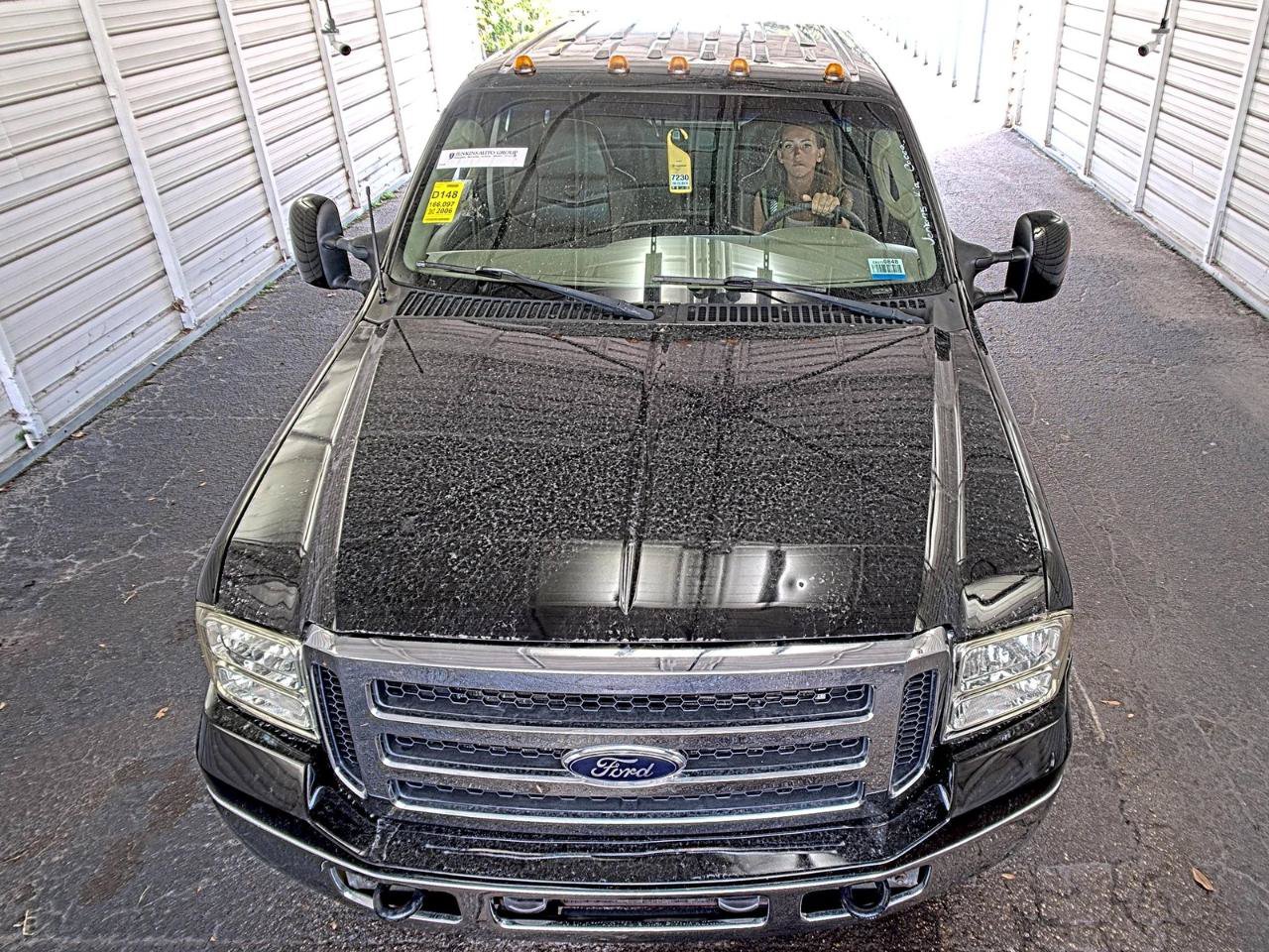 Used 2006 Ford F350 King Ranch AWD/4WD image 2