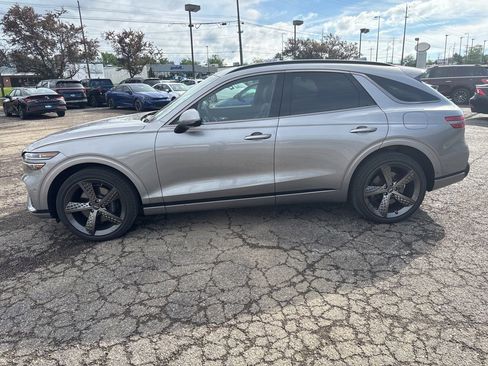 Used 2023 Genesis GV70 2.5T w/ Sport Prestige Package AWD/4WD image 2
