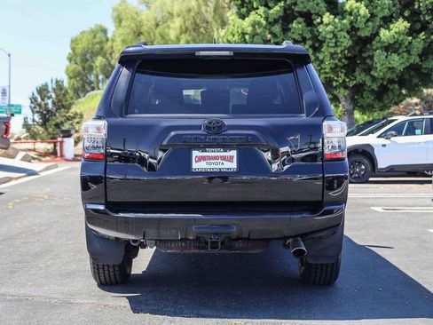 Certified 2022 Toyota 4Runner SR5 Premium w/ Moonroof Package RWD image 5